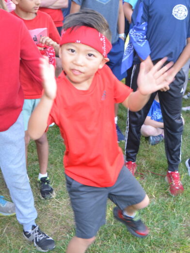 Penguin cartoon on sidewalk